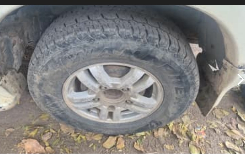 2011 Mahindra Scorpio VLX 2WD AIRBAG
